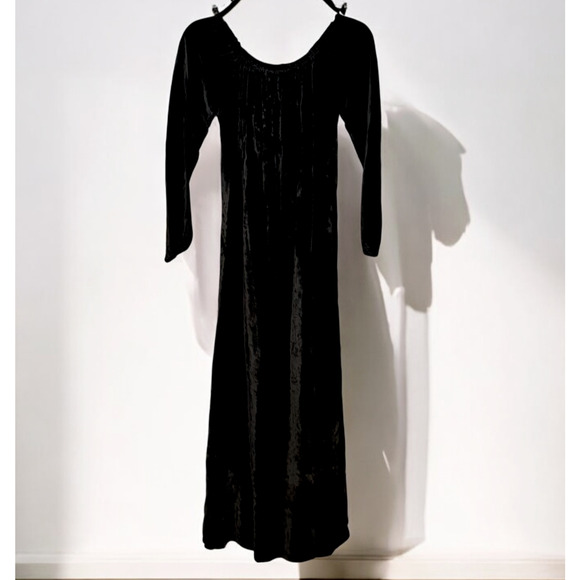 Vintage 70s Black Velvet Maxi Dress Goth Wedding Scoop Neck Back Tie Sz 14 Boho - Picture 1 of 11
